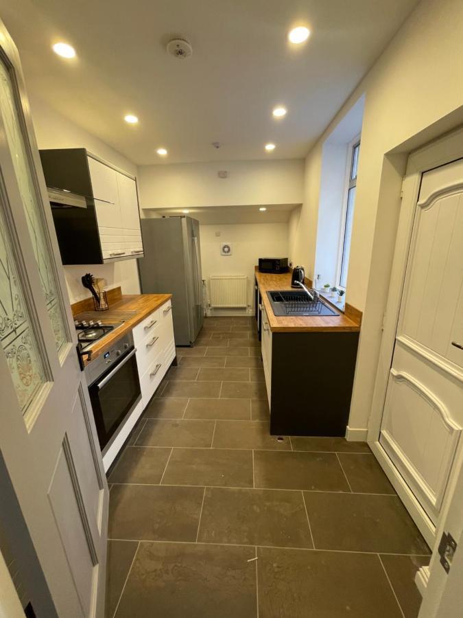 Bentley Place Crewe Exterior photo